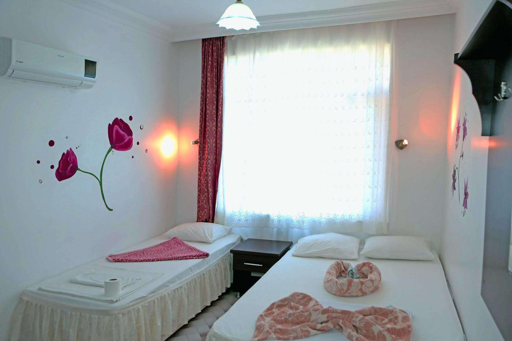 Santosa Pension คาช ภายนอก รูปภาพ
